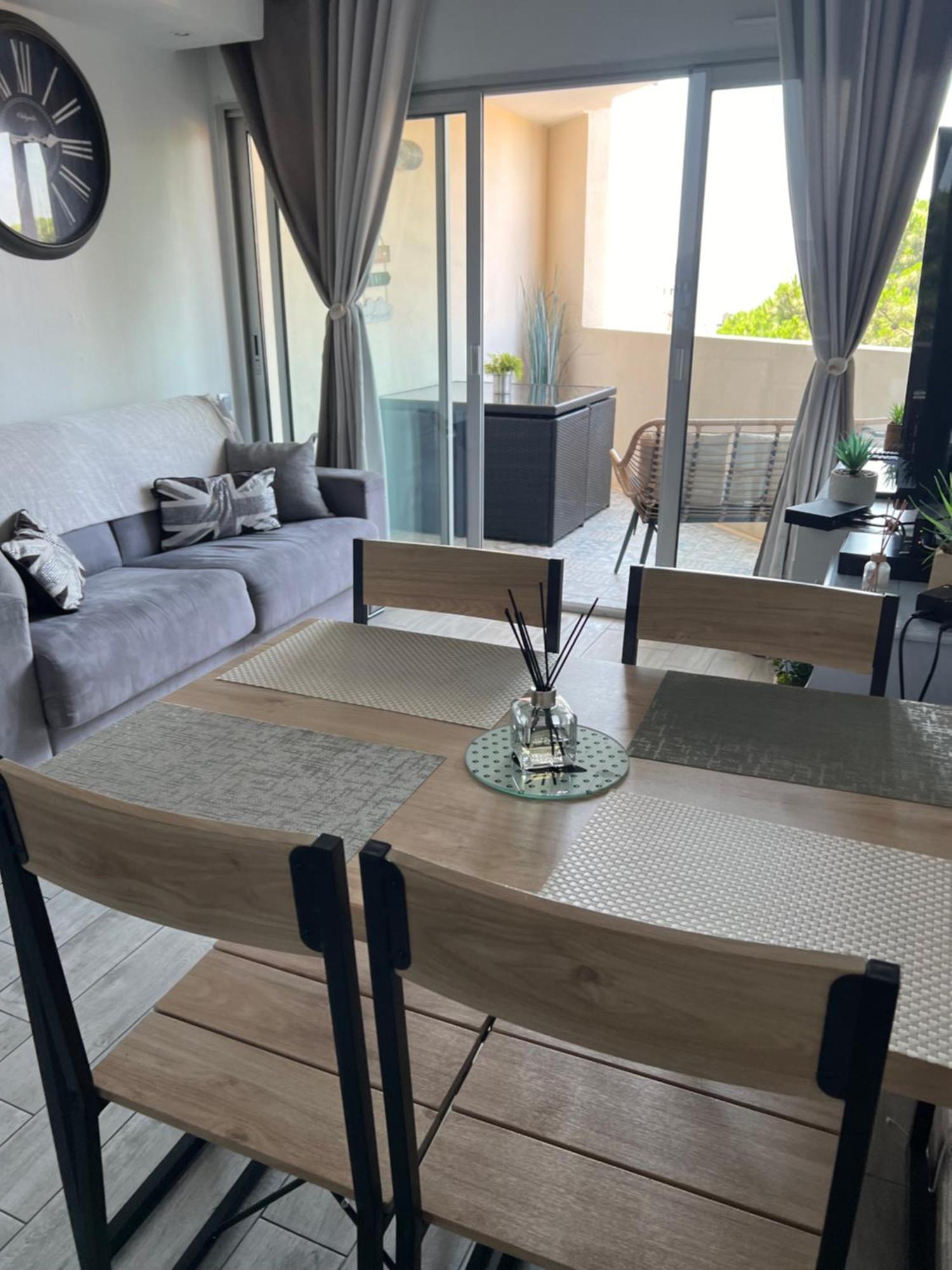 Joli 2 Pieces Aux Pieds Des Plages Канны Экстерьер фото